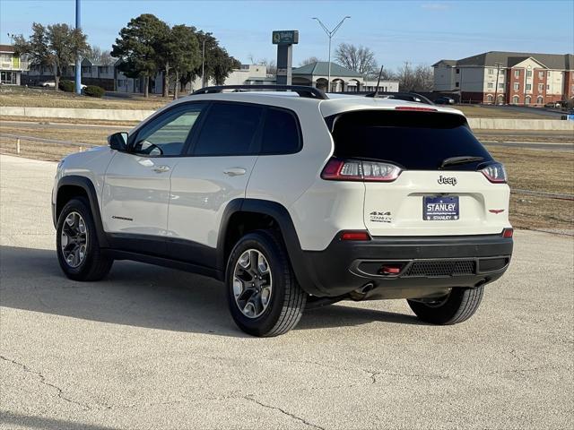 used 2019 Jeep Cherokee car, priced at $18,995