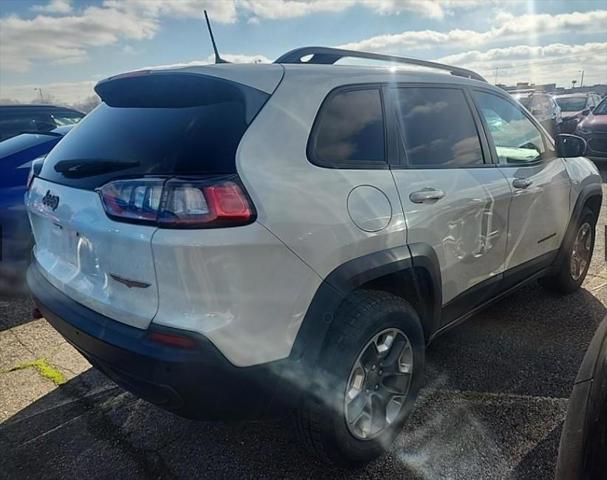 used 2019 Jeep Cherokee car, priced at $18,995