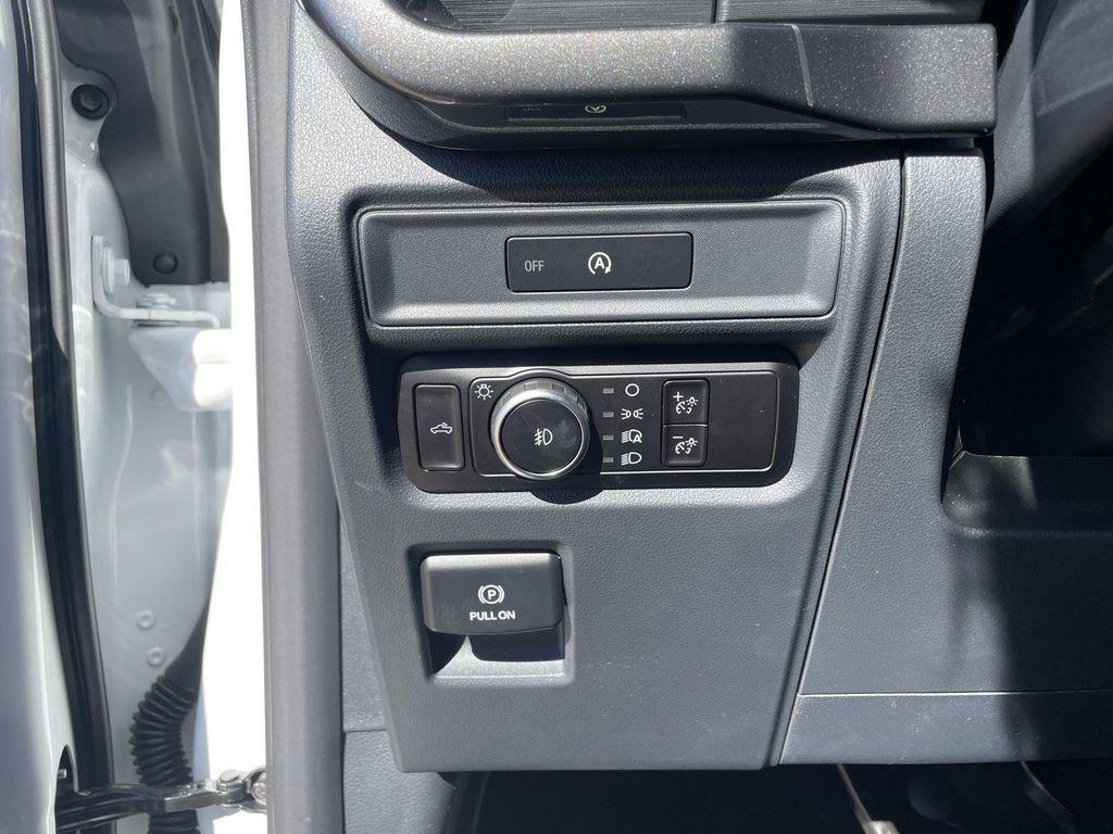 new 2025 Ford F-150 car, priced at $51,960