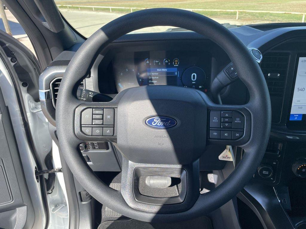 new 2025 Ford F-150 car, priced at $51,960