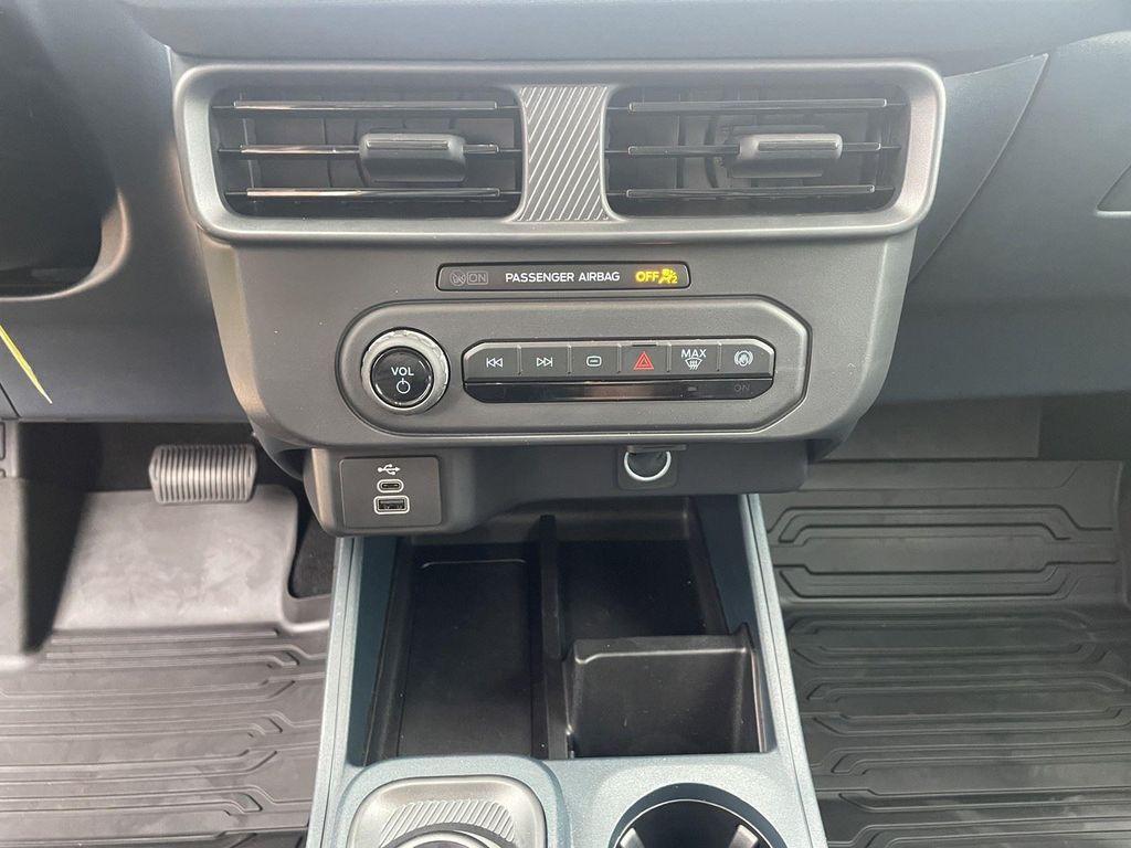 new 2025 Ford Maverick car, priced at $29,619