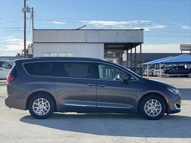 used 2020 Chrysler Pacifica car, priced at $18,250