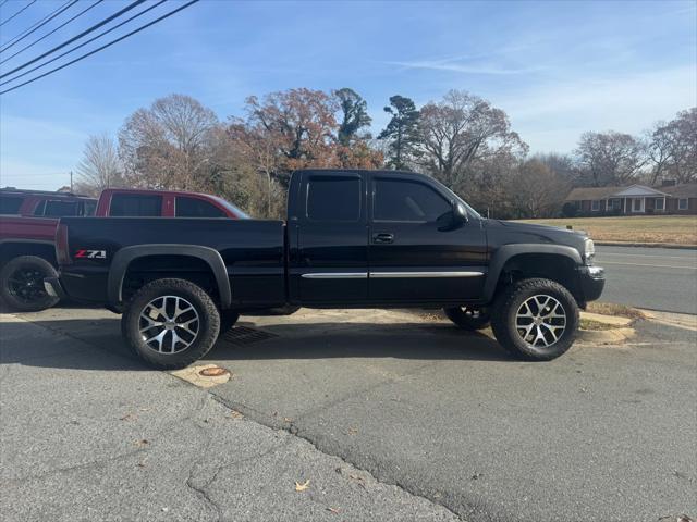 used 2006 GMC Sierra 1500 car, priced at $17,995