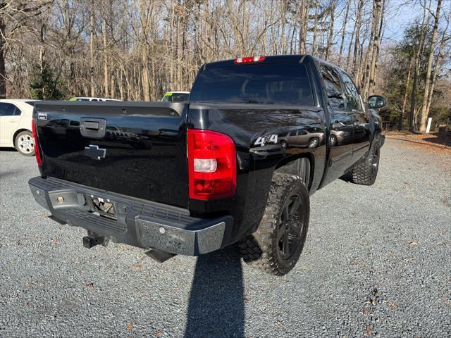 used 2011 Chevrolet Silverado 1500 car, priced at $17,995