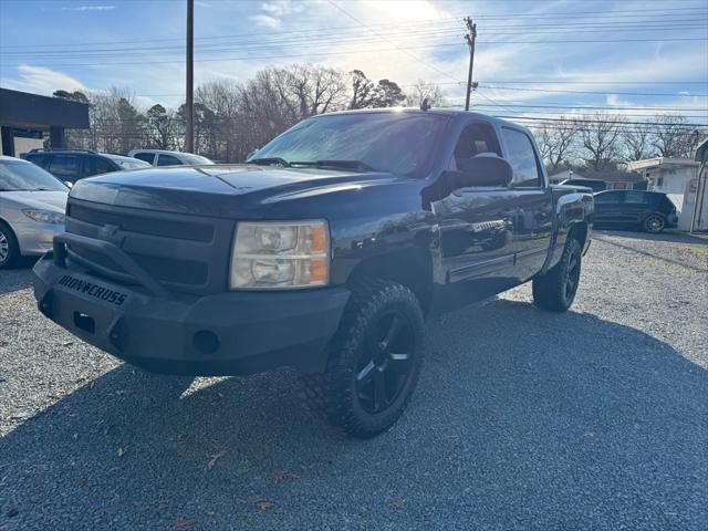 used 2011 Chevrolet Silverado 1500 car, priced at $17,995