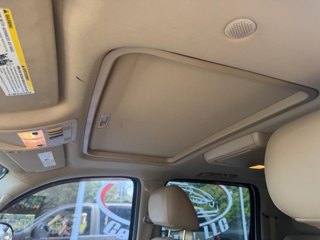 used 2014 Chevrolet Suburban car, priced at $12,930