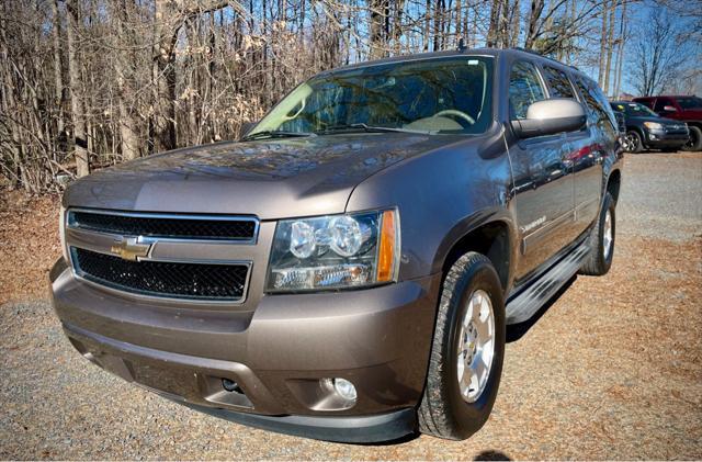 used 2011 Chevrolet Suburban car, priced at $15,995