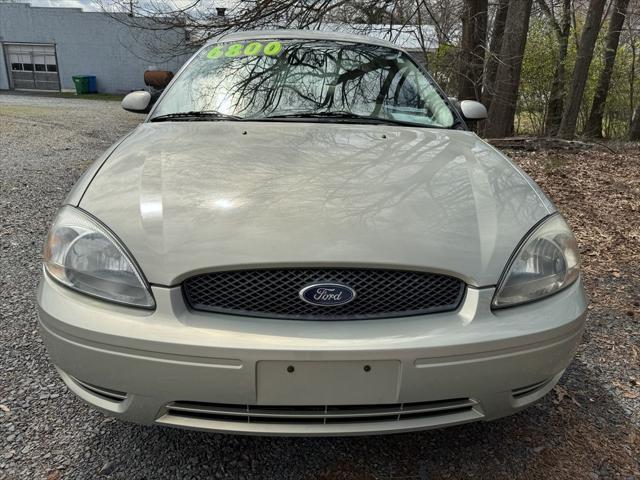 used 2004 Ford Taurus car, priced at $5,944