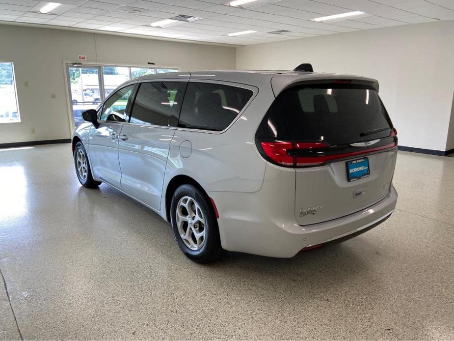 new 2024 Chrysler Pacifica car, priced at $48,240