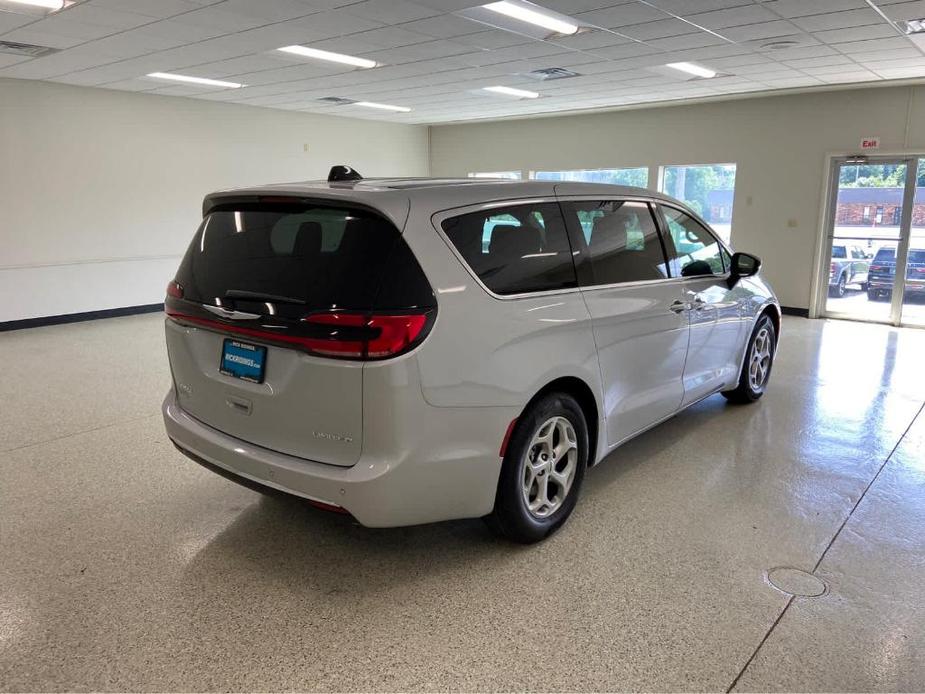 new 2024 Chrysler Pacifica car, priced at $48,240
