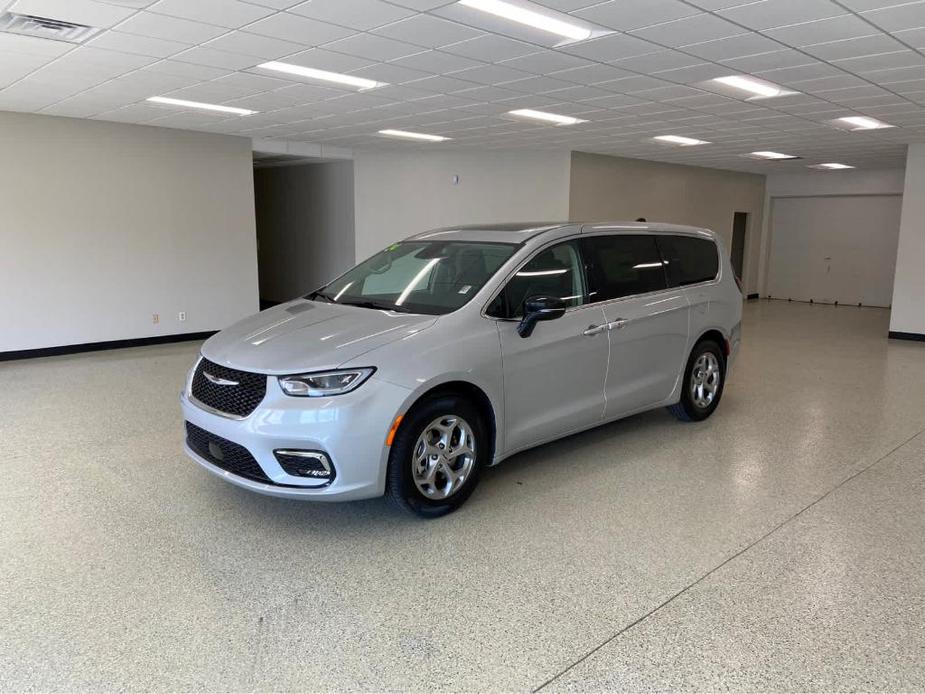 new 2024 Chrysler Pacifica car, priced at $48,240