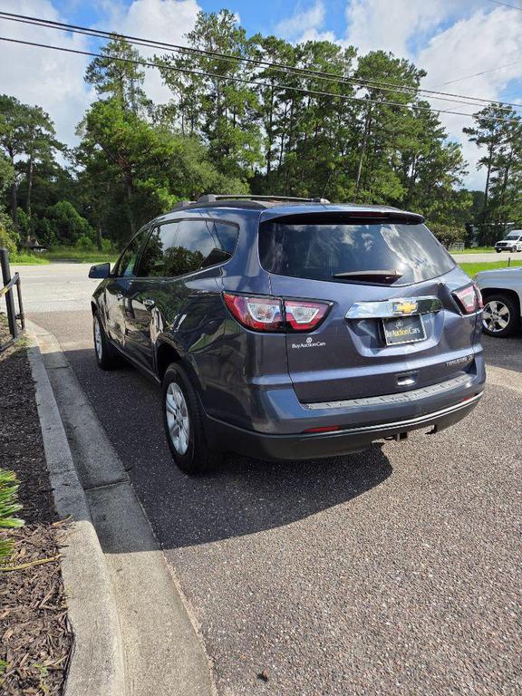 used 2014 Chevrolet Traverse car, priced at $3,900