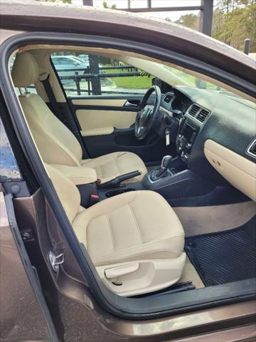used 2011 Volkswagen Jetta car, priced at $3,300