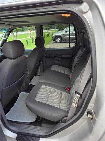 used 2004 Ford Explorer Sport Trac car, priced at $2,900