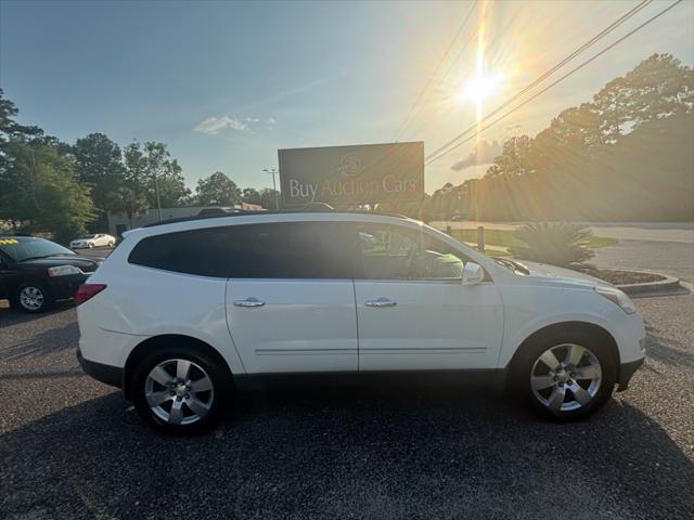 used 2011 Chevrolet Traverse car, priced at $3,400