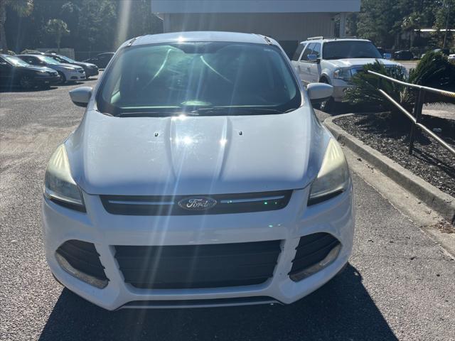 used 2014 Ford Escape car, priced at $5,500