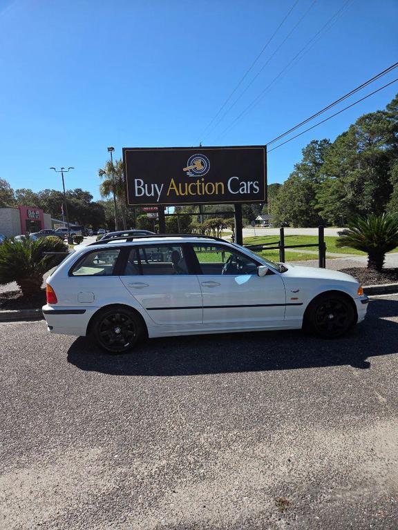 used 2001 BMW 325 car, priced at $1,900