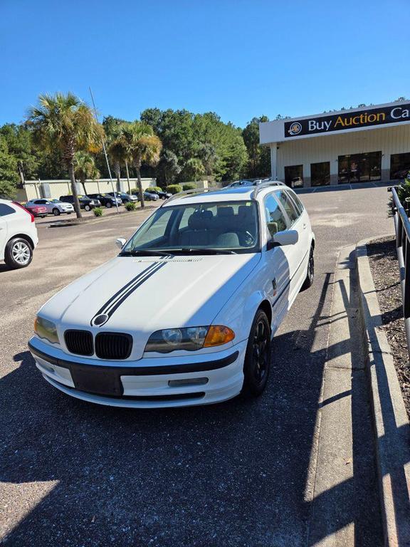 used 2001 BMW 325 car, priced at $1,900