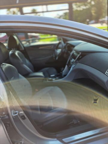 used 2013 Hyundai Sonata Hybrid car, priced at $3,500
