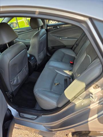 used 2013 Hyundai Sonata Hybrid car, priced at $3,500