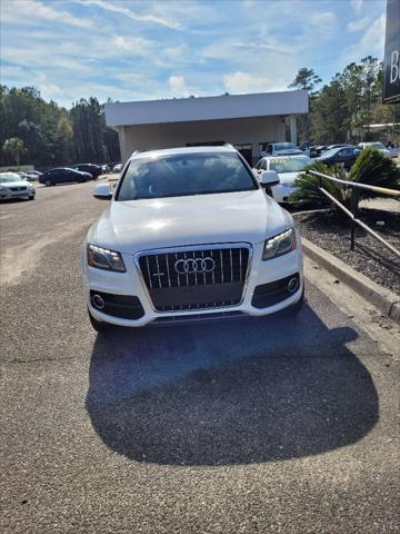 used 2010 Audi Q5 car, priced at $3,900