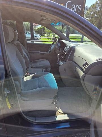 used 2006 Toyota Sienna car, priced at $2,700