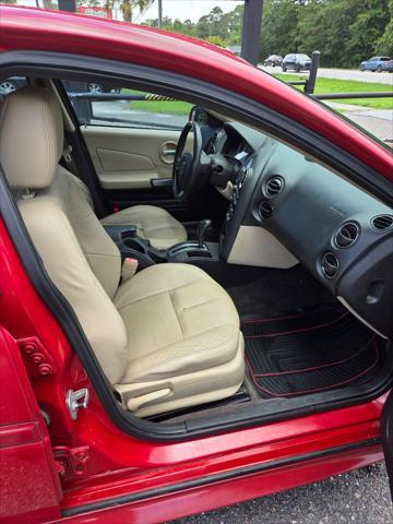 used 2006 Pontiac Grand Prix car, priced at $2,200