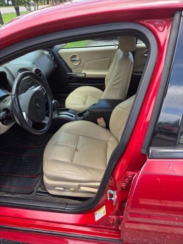 used 2006 Pontiac Grand Prix car, priced at $2,200