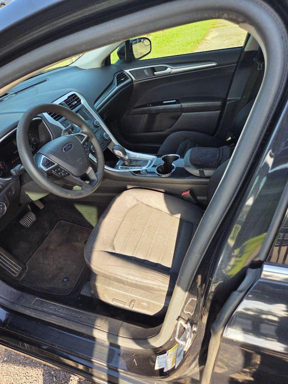 used 2014 Ford Fusion car, priced at $2,500