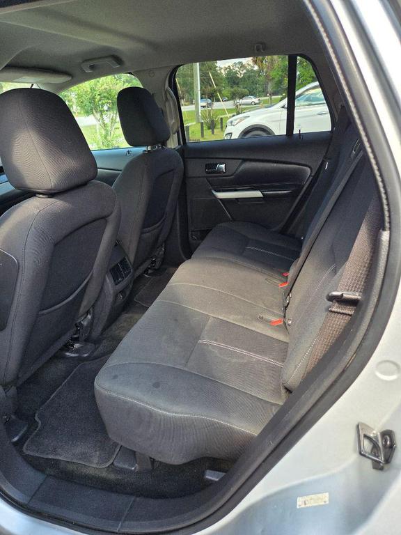 used 2011 Ford Edge car, priced at $3,900