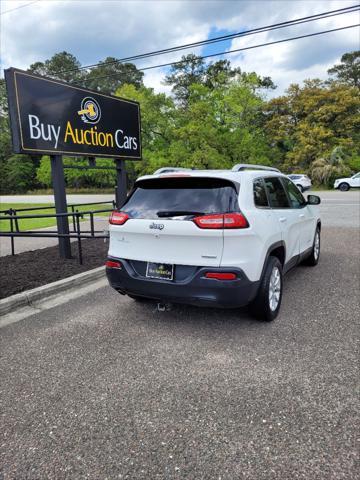 used 2015 Jeep Cherokee car, priced at $4,300