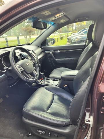 used 2011 Kia Sorento car, priced at $3,700