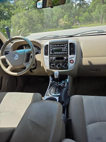 used 2006 Mercury Mariner car, priced at $3,200