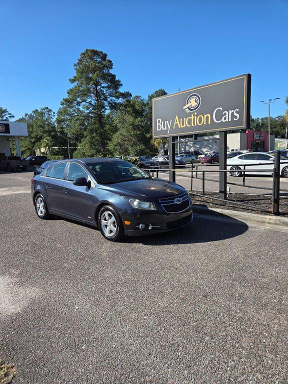 used 2014 Chevrolet Cruze car, priced at $1,900