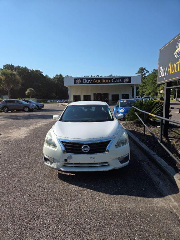 used 2013 Nissan Altima car, priced at $2,700