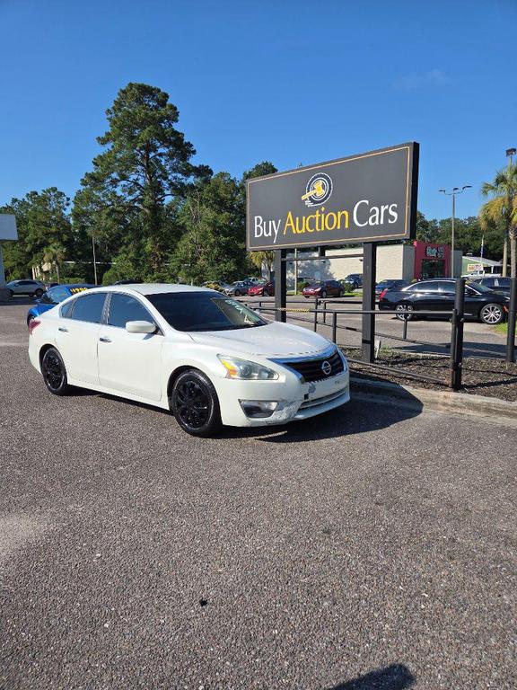 used 2013 Nissan Altima car, priced at $2,700