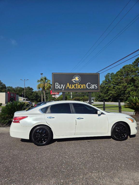 used 2013 Nissan Altima car, priced at $2,700