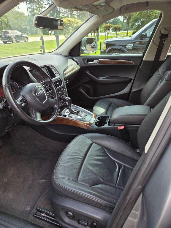 used 2010 Audi Q5 car, priced at $3,200