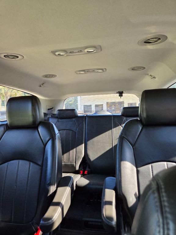 used 2014 Buick Enclave car, priced at $4,500