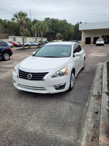 used 2015 Nissan Altima car, priced at $3,900