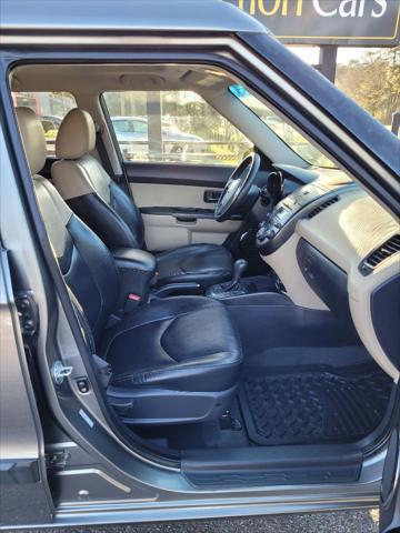 used 2011 Kia Soul car, priced at $2,900