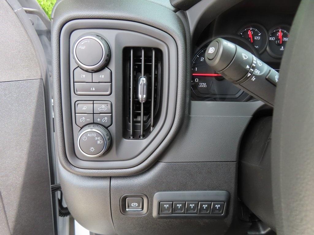 new 2025 Chevrolet Silverado 2500 car, priced at $54,048