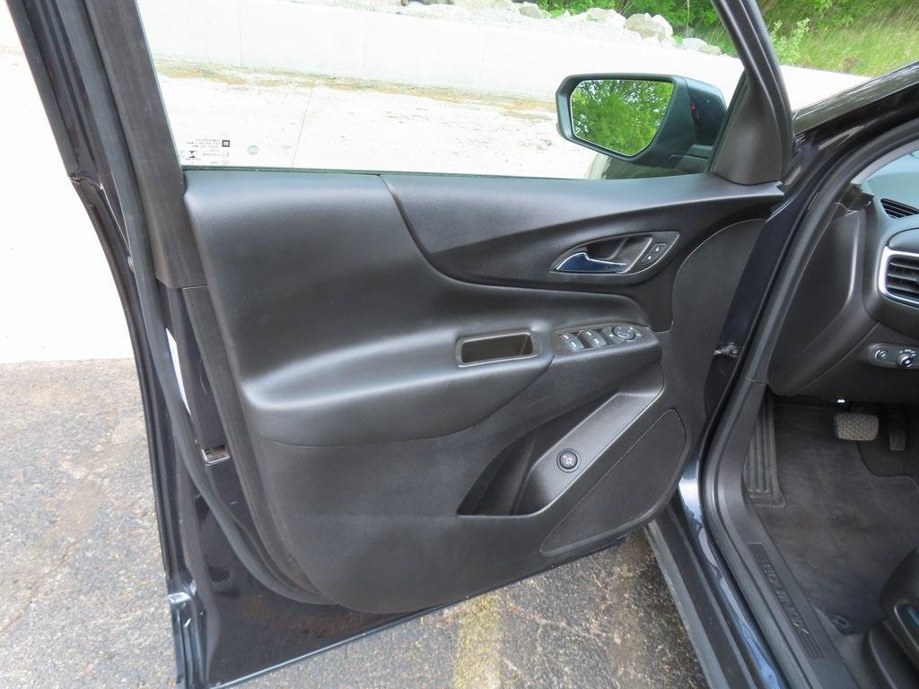 used 2022 Chevrolet Equinox car, priced at $22,929