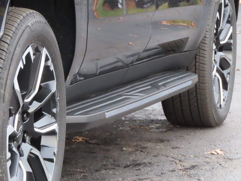 new 2026 Chevrolet Suburban car, priced at $88,367