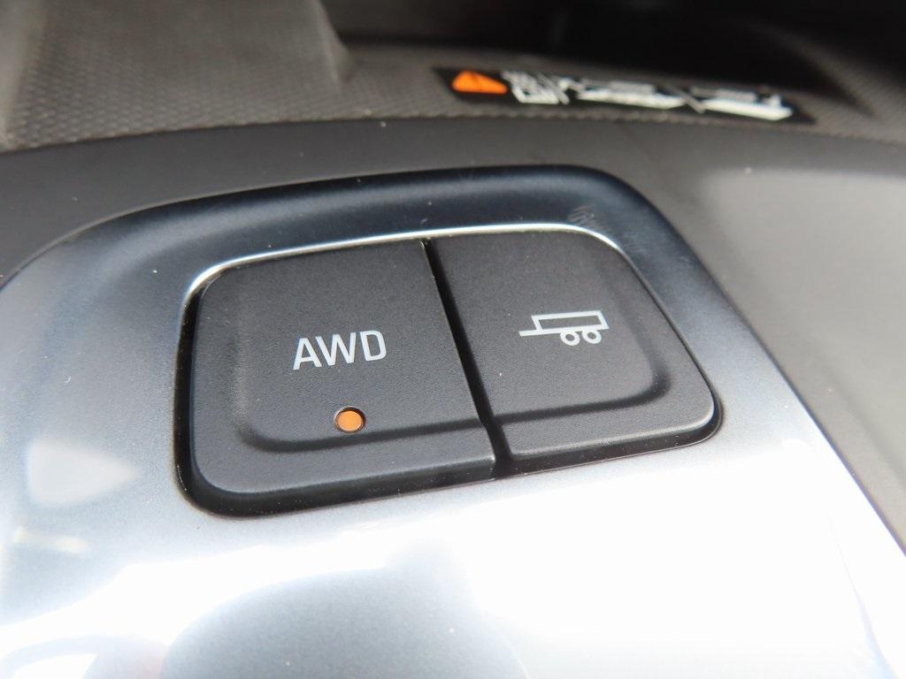 used 2019 Chevrolet Equinox car, priced at $22,589
