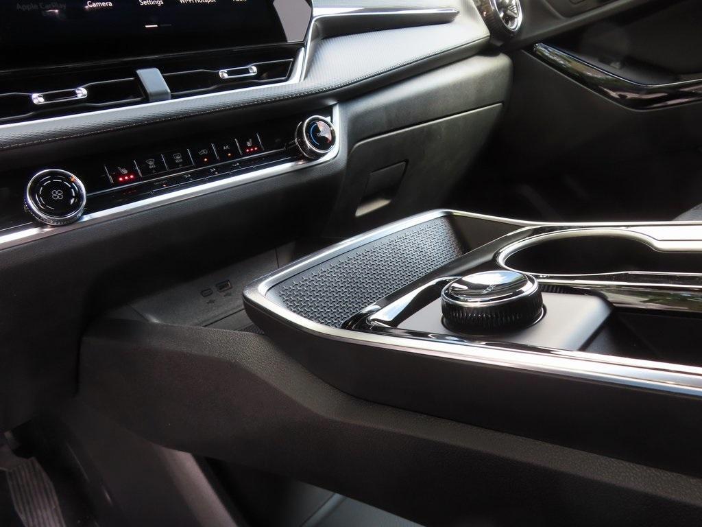 new 2026 Chevrolet Equinox car, priced at $32,611