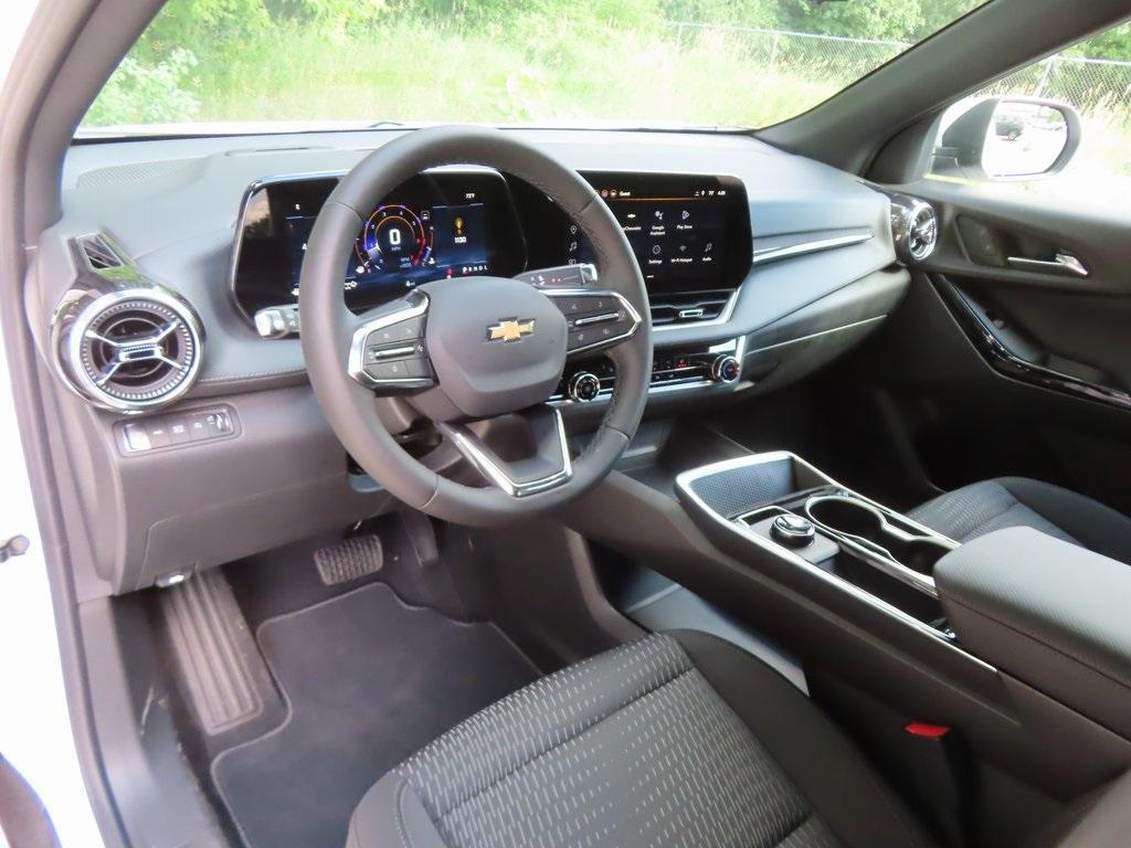 new 2026 Chevrolet Equinox car, priced at $32,611