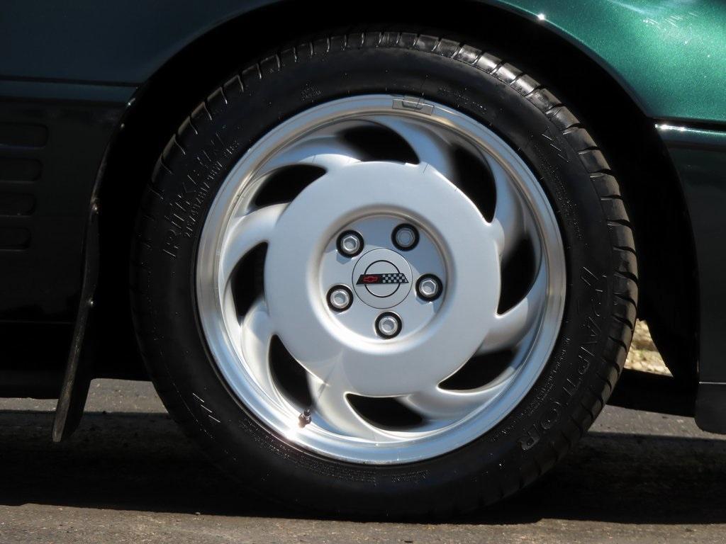 used 1991 Chevrolet Corvette car, priced at $15,500