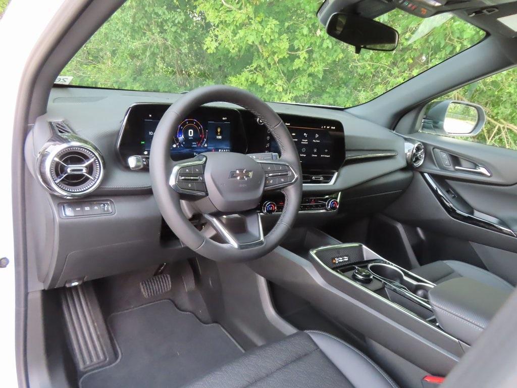 new 2026 Chevrolet Equinox car, priced at $34,878
