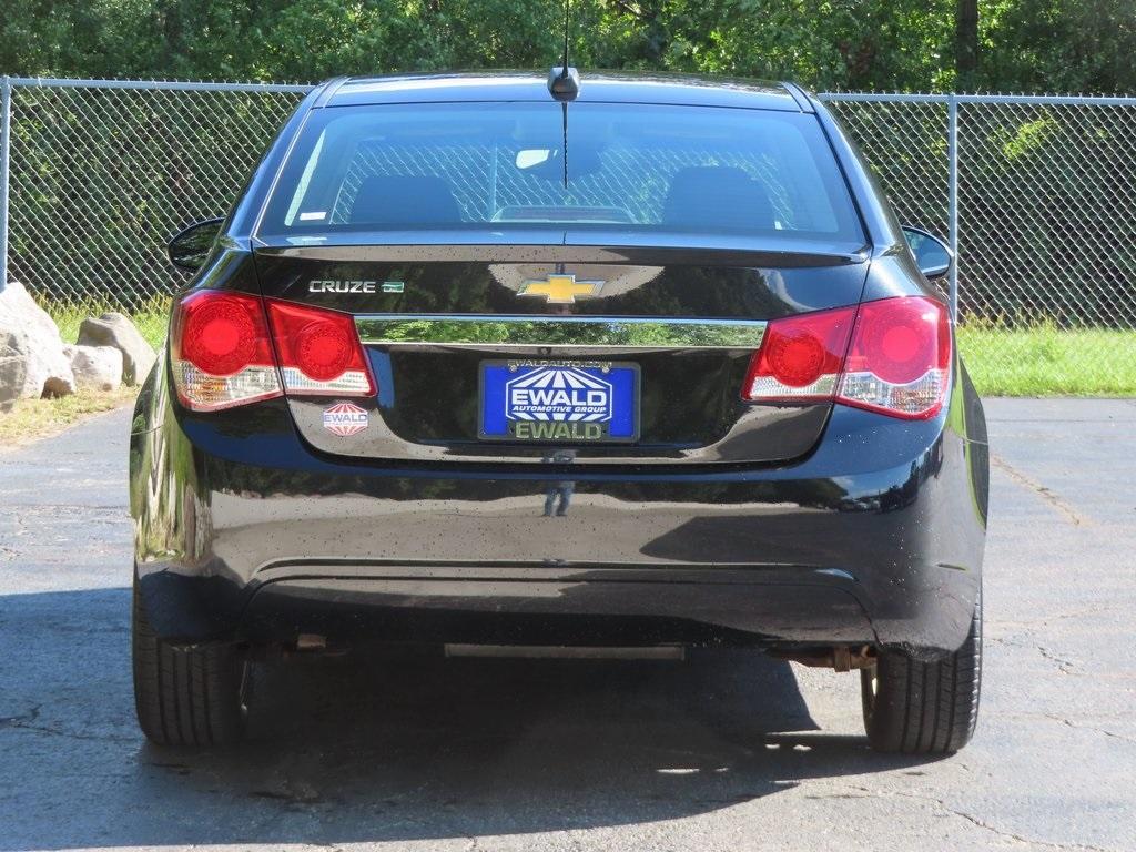 used 2015 Chevrolet Cruze car, priced at $8,495